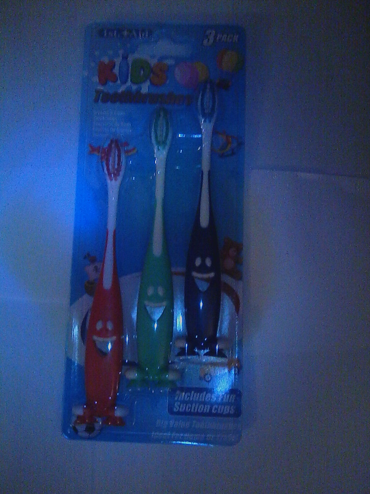 Fun chilldrens toothbrushes with faces