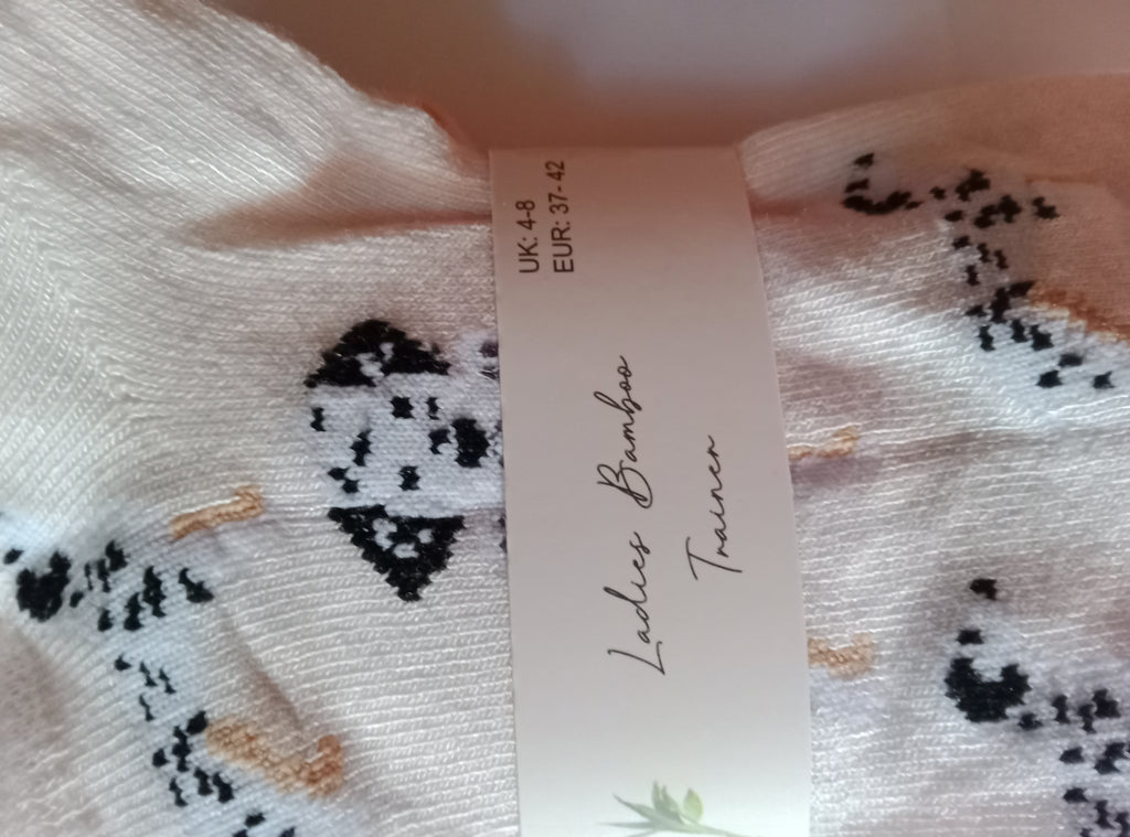 Bamboo ladies trainer socks with a dog pattern