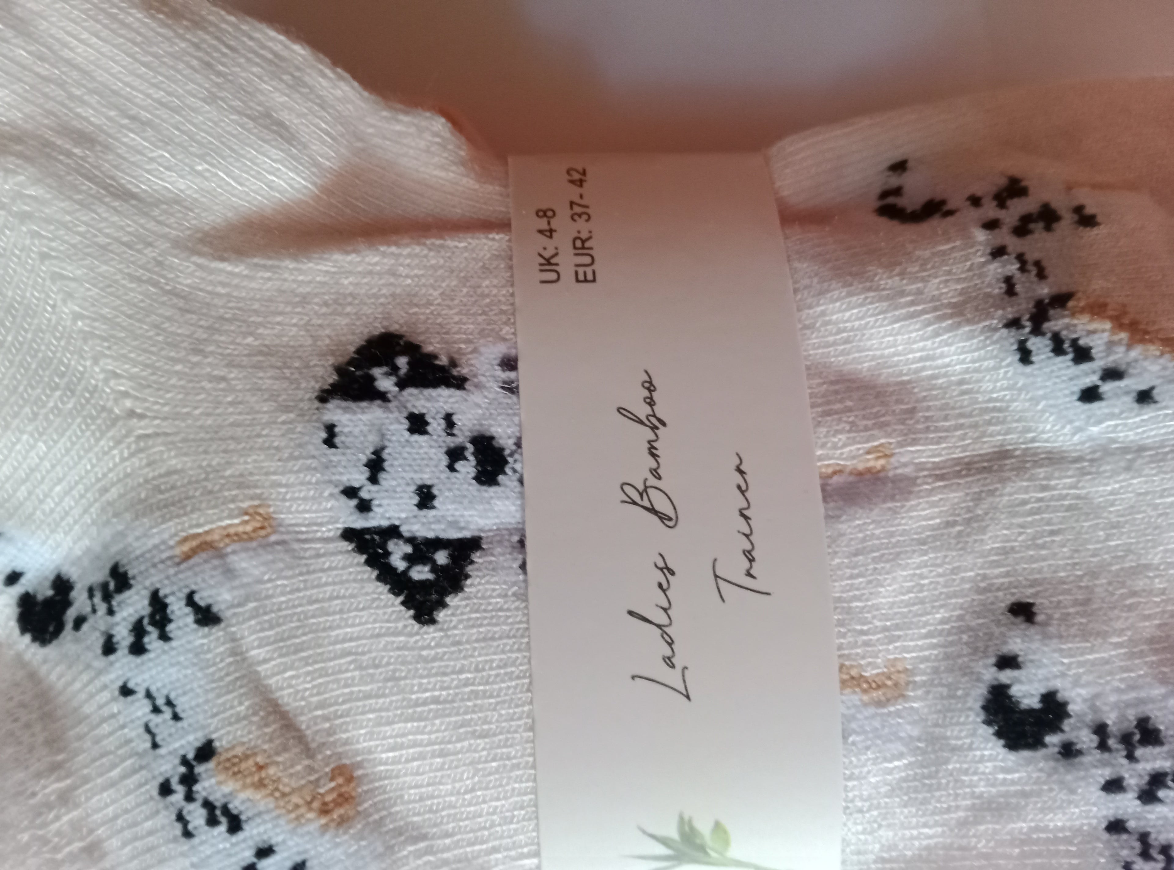 Bamboo ladies trainer socks with a dog pattern
