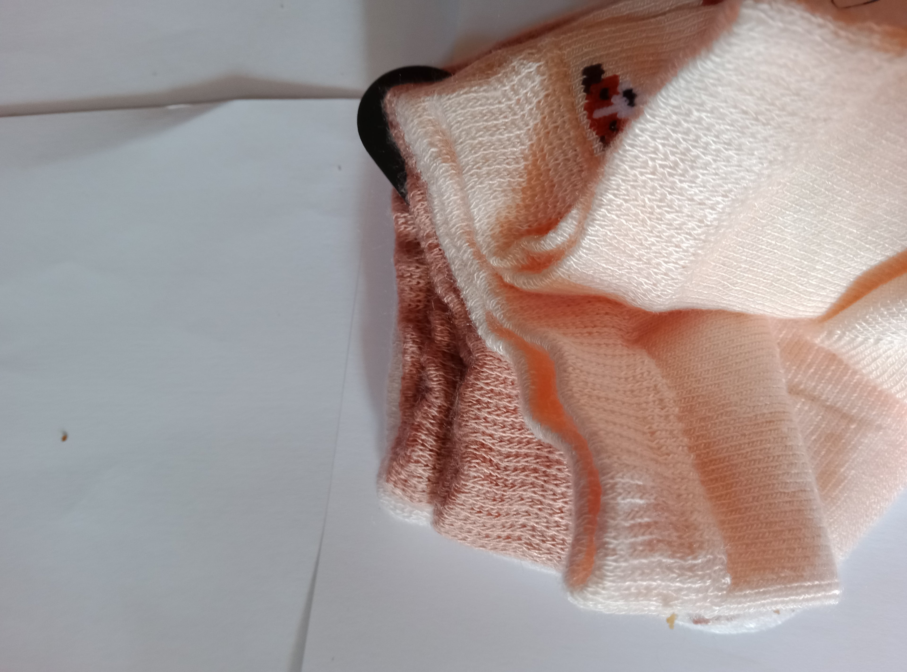 Bamboo ladies trainer socks with a dog pattern